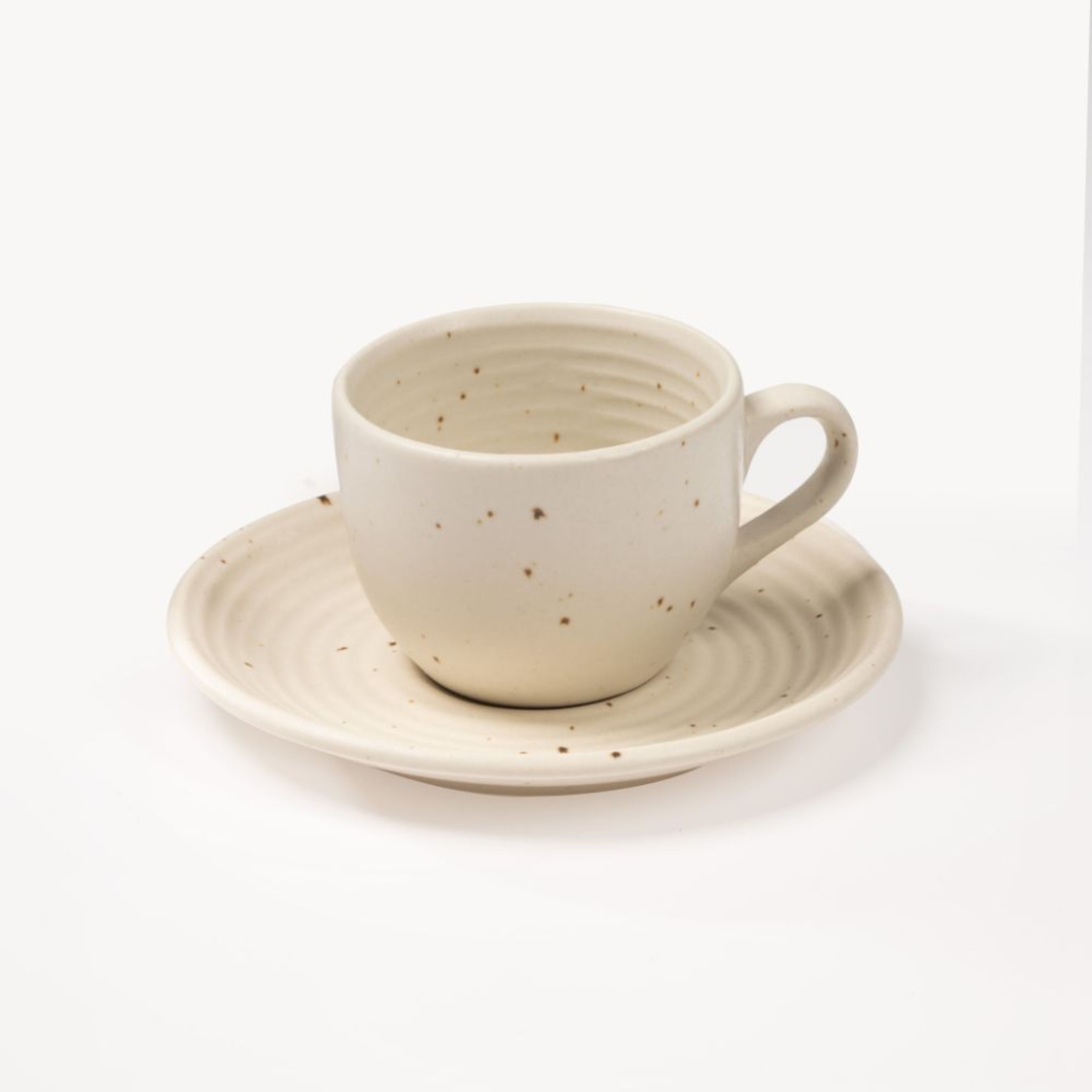 img/cupandsaucers/Upbeat/4.jpg