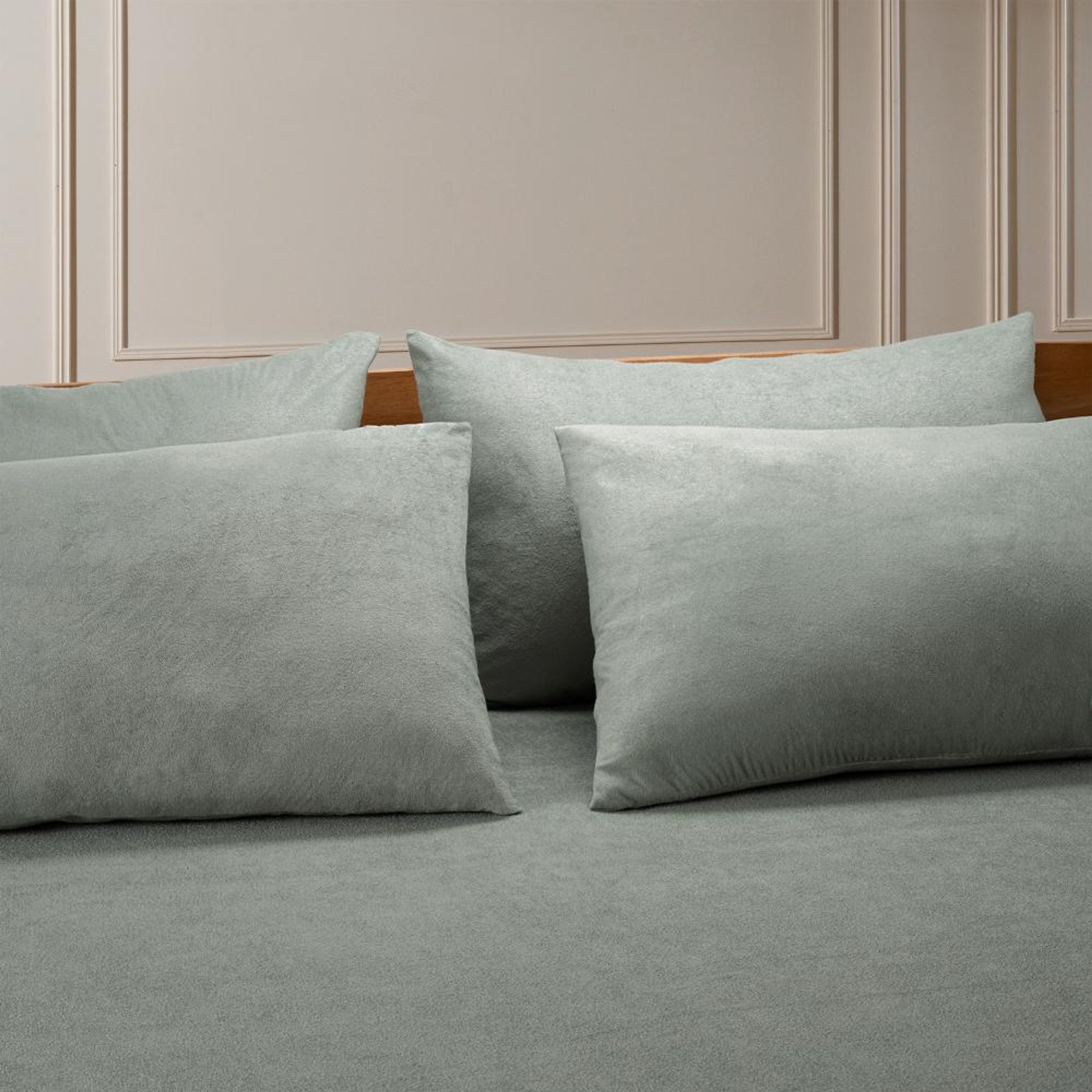 img/npl_modified_images/BambooPillowProtector/WPPBIRON4/WPPBIRON4_LS_1.jpg