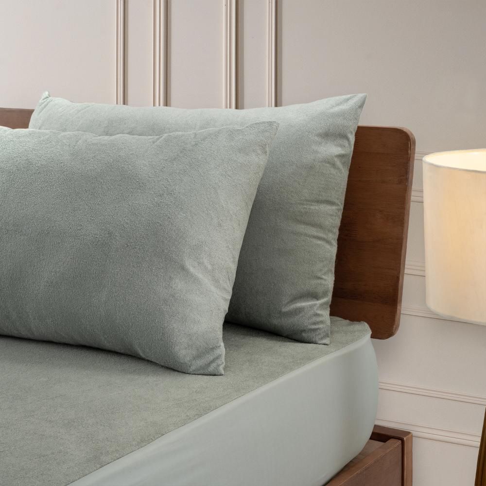 Wakefit Waterproof Bamboo Pillow Protector | 28x18 in | Bamboo Terry | Set of 2 | Iron Grey | Zipper Closure | 200 GSM | Washable | Super Soft