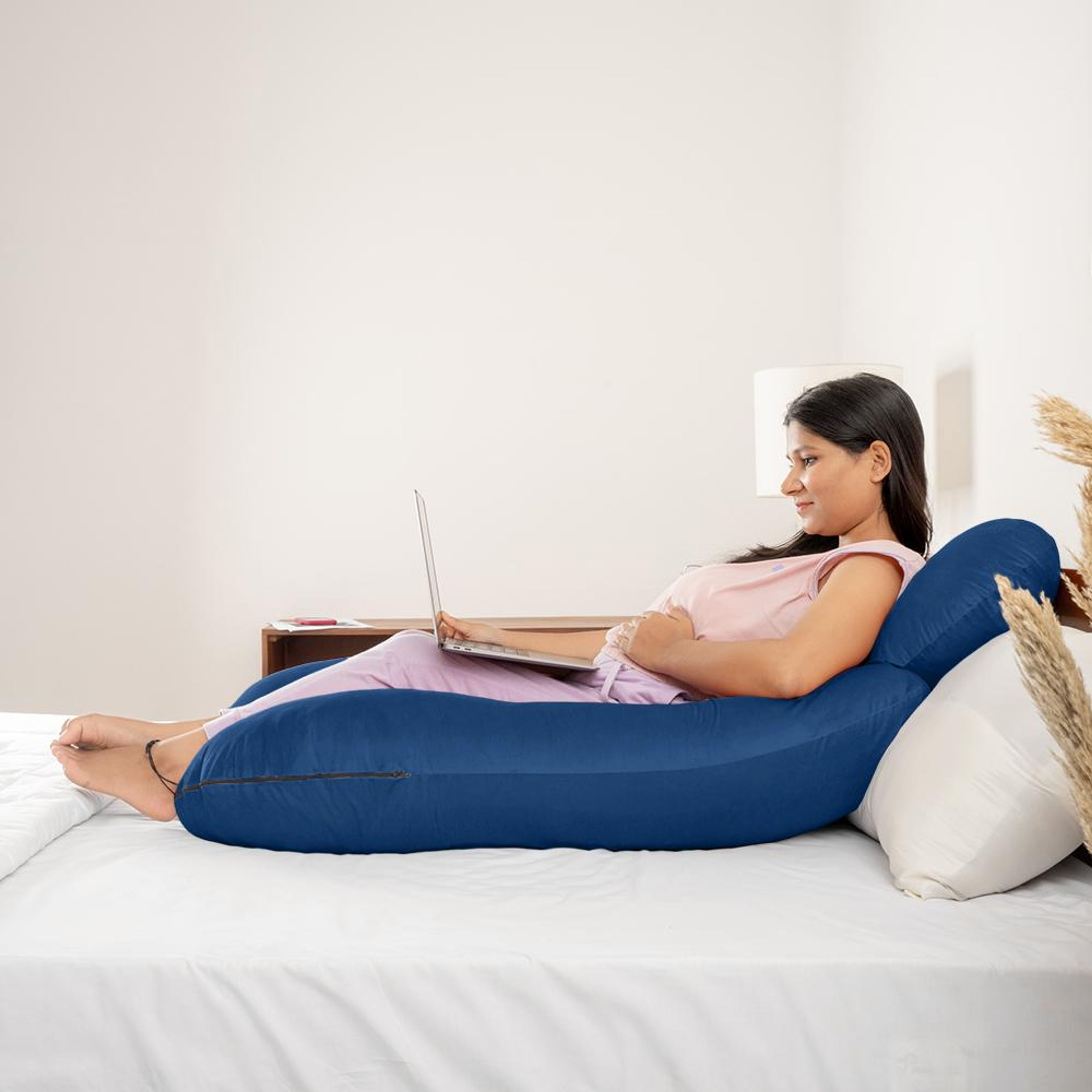 img/npl_modified_images/GWEDGEMATERNITY/WMTPGSVLDB/WMTPGSVLDB_11.jpg