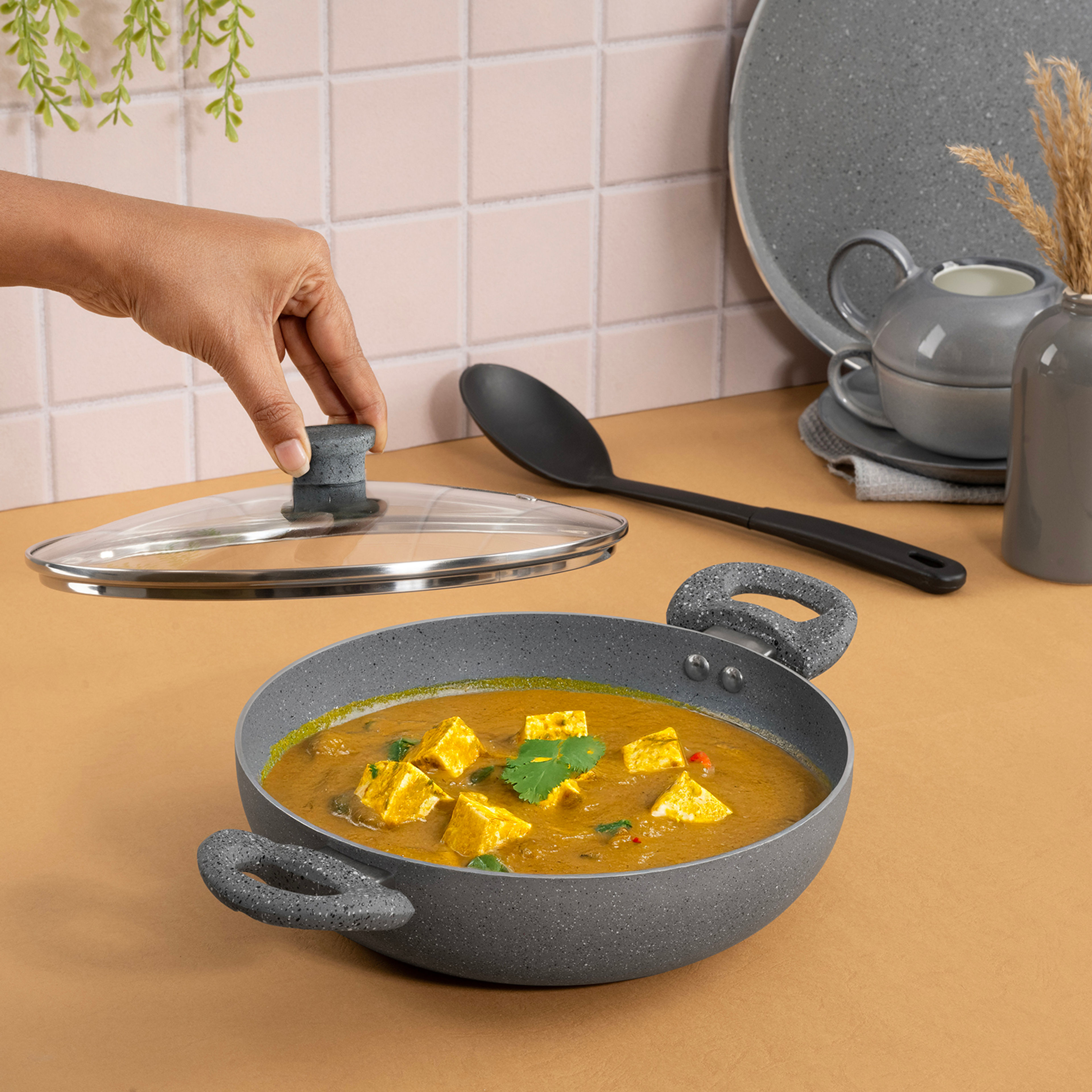 img/npl_modified_images/NCookware_Launch/WKDAL280MM3MMBLUIB/WKDAL280MM3MMBLUIB_LS_2.jpg