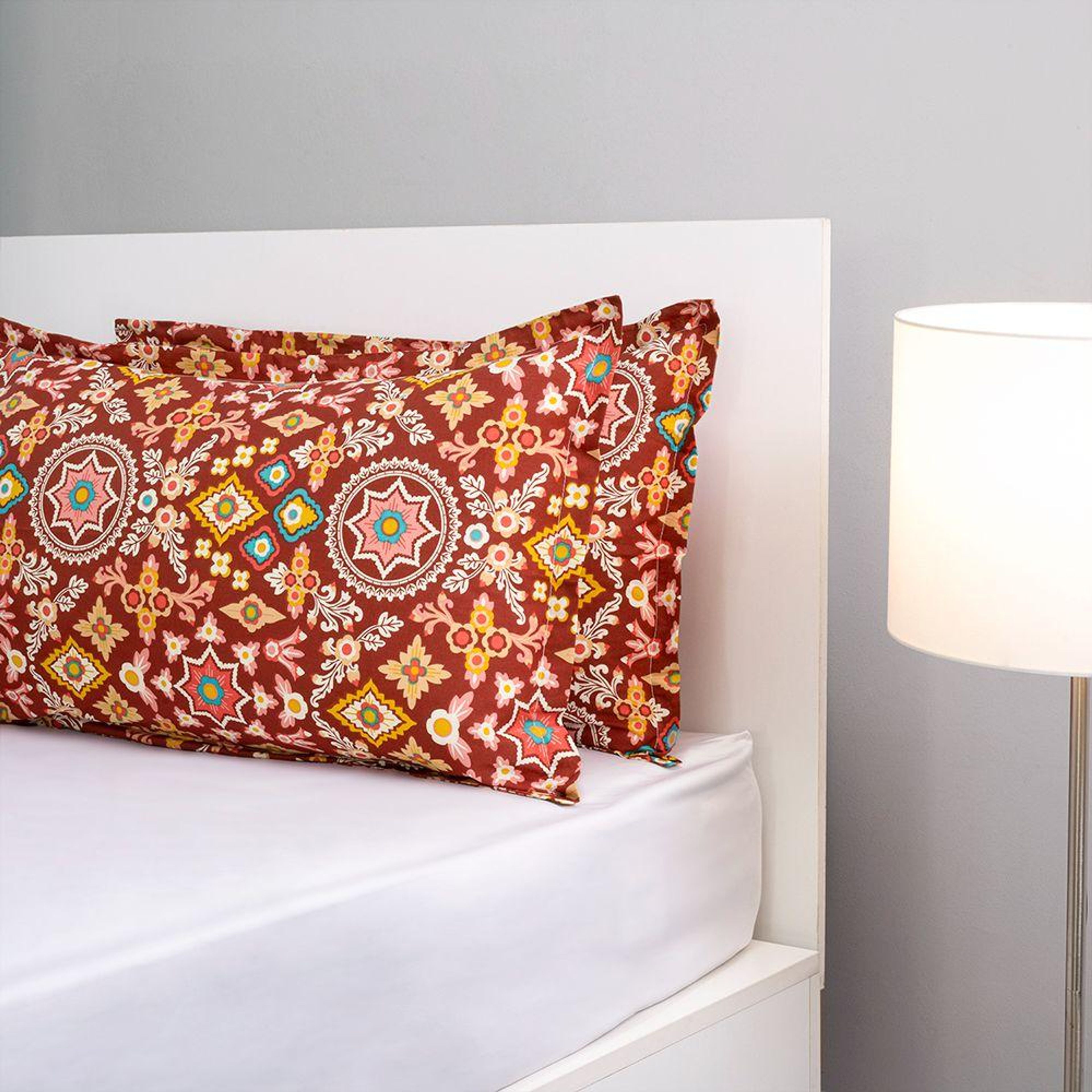 img/npl_modified_images/Pillow_Cover/cover_WPCVHIBISCUSD/1.jpg
