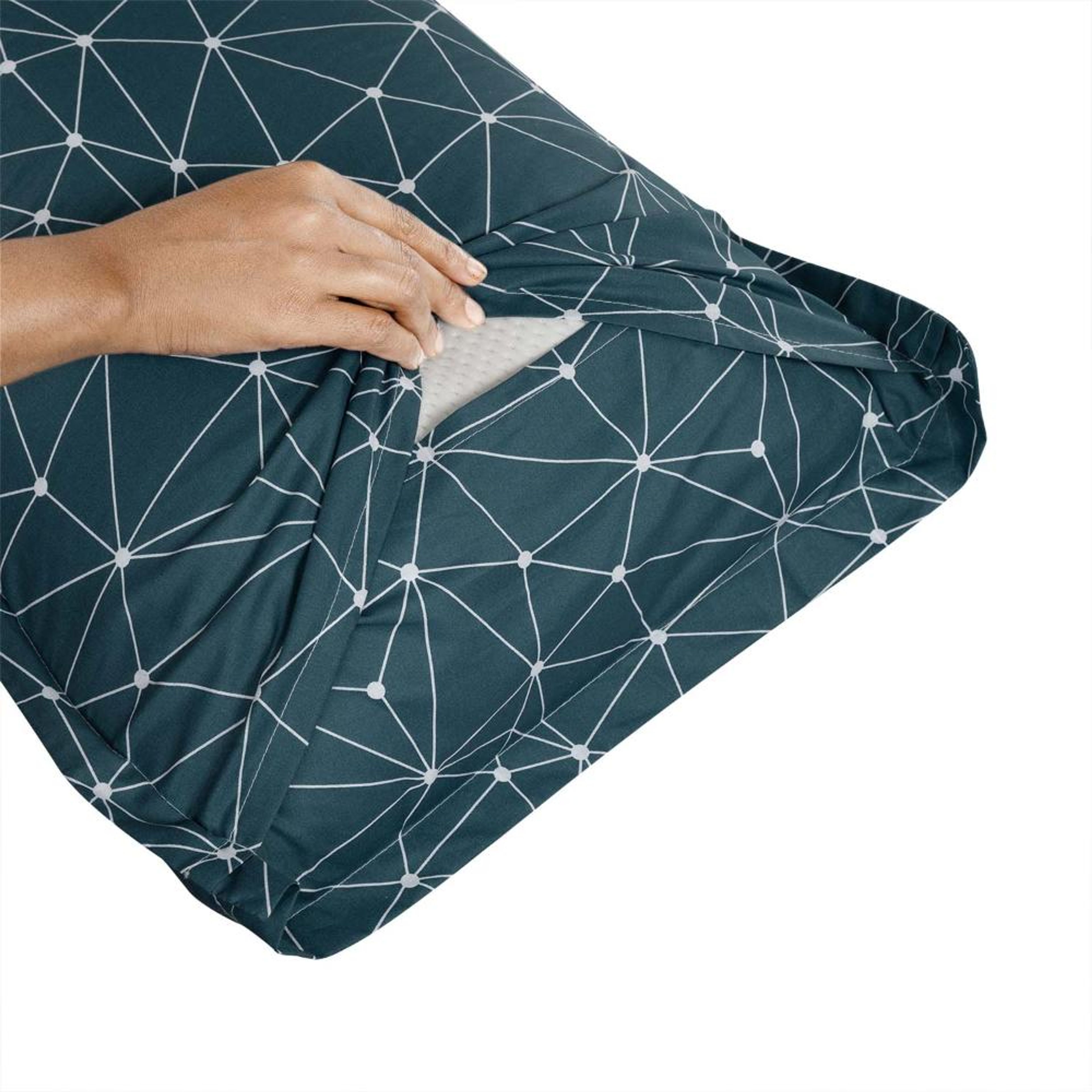 img/npl_modified_images/cotton_pillowNew/WPCVMCHL4/WPCVMCHL4_WB_6.jpg