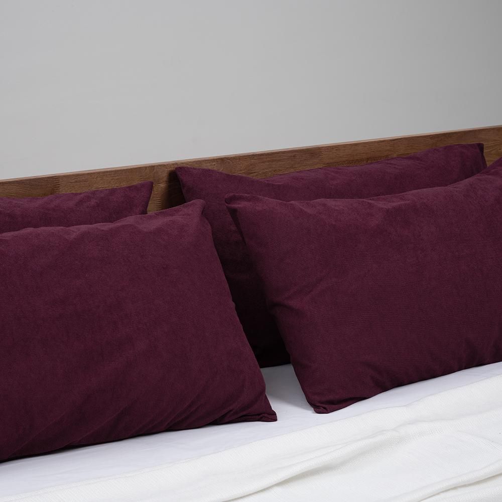 Wakefit Waterproof Pillow Protector | 28x18 in | Terry Cotton Feel | Set of 4 | Beetroot | Zipper Closure | 200 GSM | Washable | Super Soft