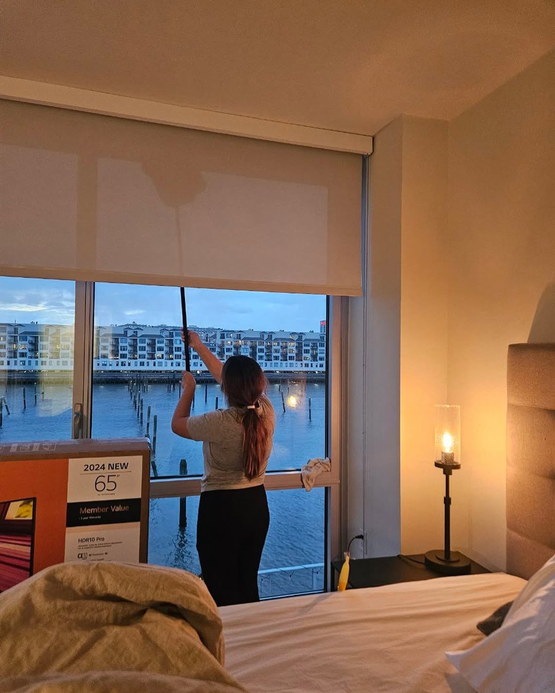 Irma cleaning windows