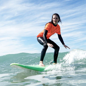 Curso de iniciacion al surf en Conil de la frontera