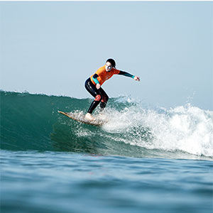 Fortgeschrittener Surfkurs in Palmar für Erwachsene