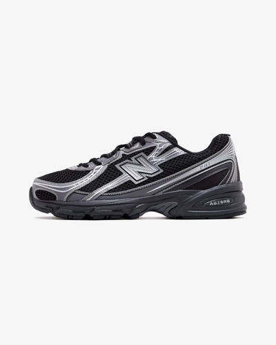 New Balance 740 Black