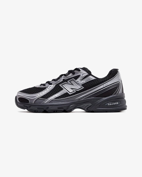 New Balance 740 Black