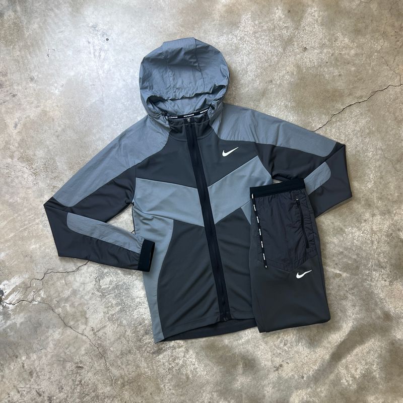 Nike Element Tracksuit
