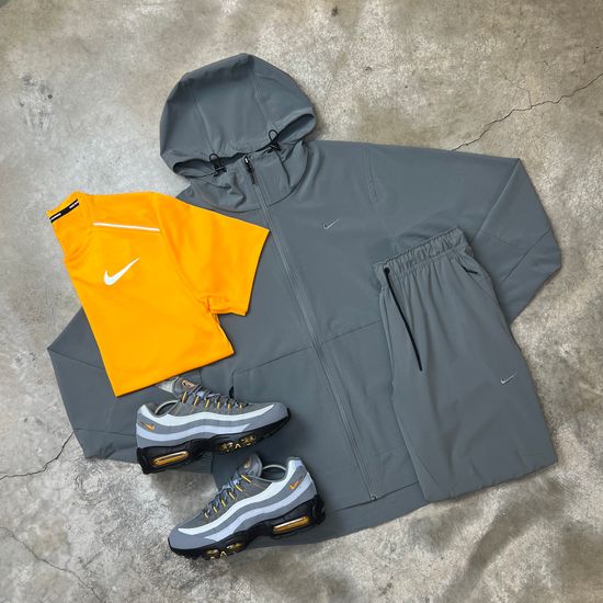 Nike Repel Unlimited Set