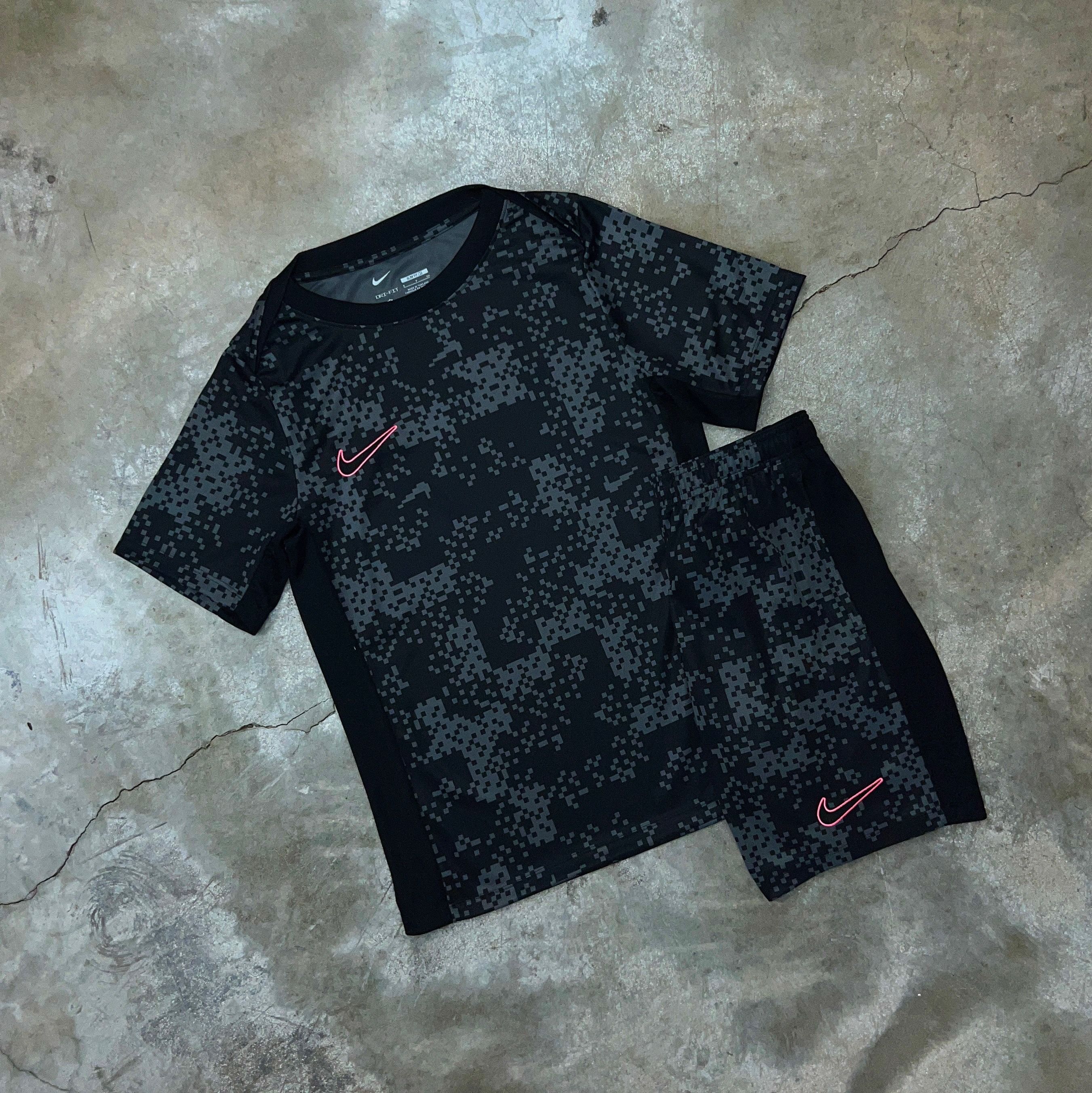 関税込【NIKE】Academy All Over Print Tシャツ ＆ ハーフ Set Bennetts - Nike Academy All Over Print Set