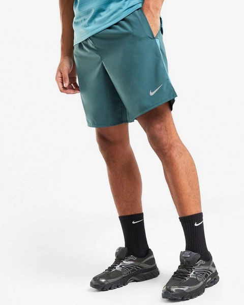 Nike Challenger Shorts Spruce Green