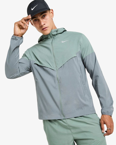 Nike Impossibly Light Windrunner Clay Green