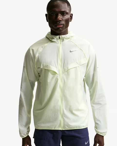 Nike Stride Barely Volt