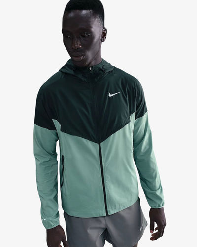 Nike Impossibly Light Windrunner Seaweed/Cannon