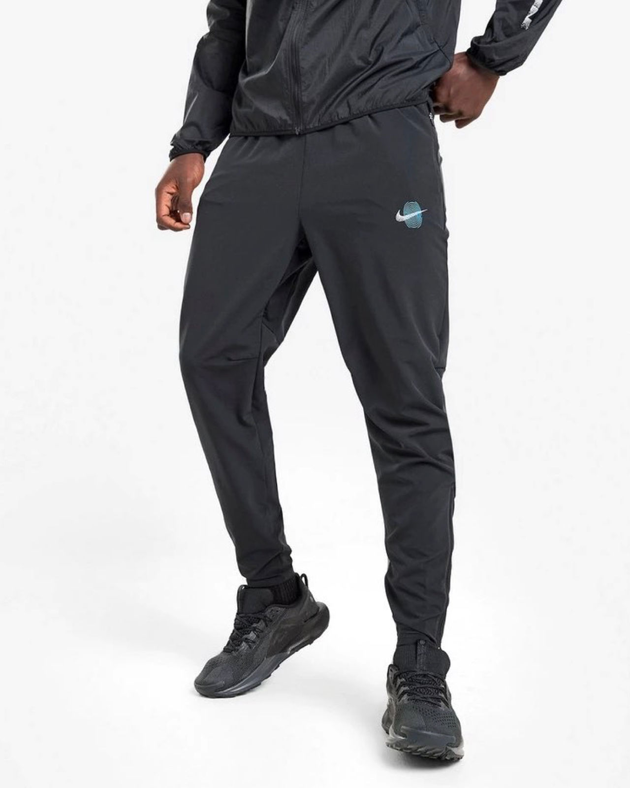nike sportswear men's core woven track pants