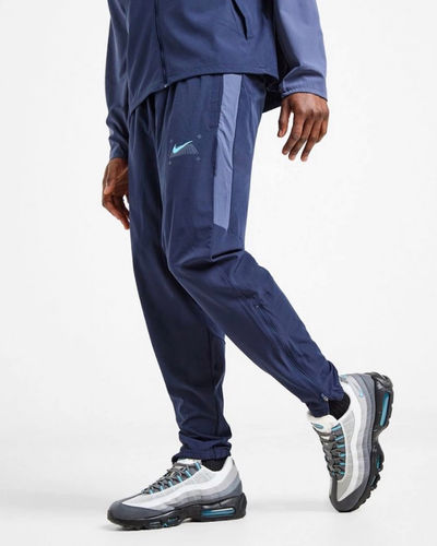 Nike Challenger Obsidian