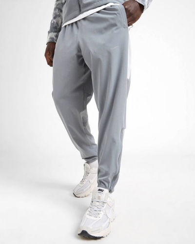Nike Challenger Cool Grey