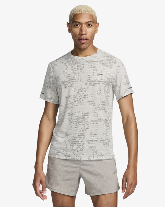 Nike Running Division Light Bone