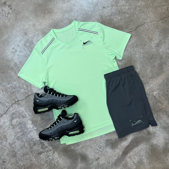 Nike Miler Grid Set