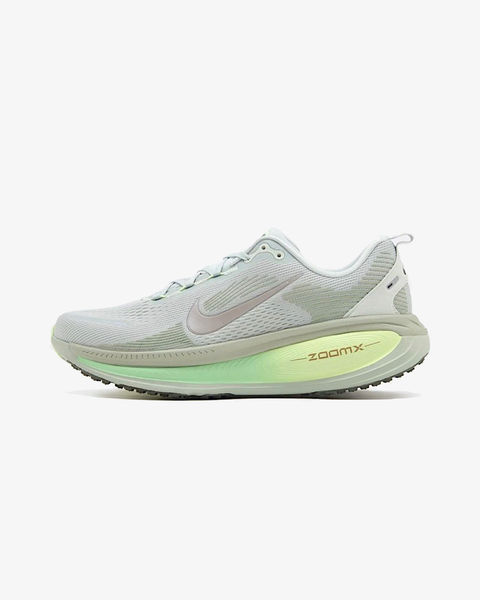 Nike Vomero 18 Light Silver/College Grey/Barely Volt