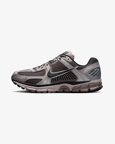 Nike Zoom Vomero 5 College Grey