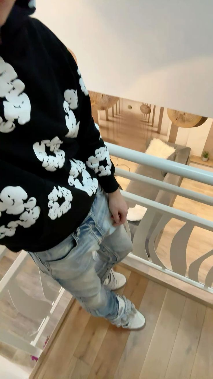 Customer outfit 15