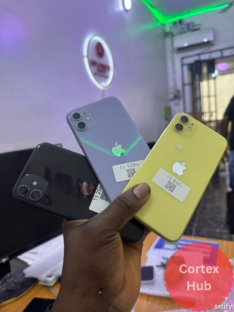  iPhone XR &11 | 94% Battery Health | Gaming Grade. .