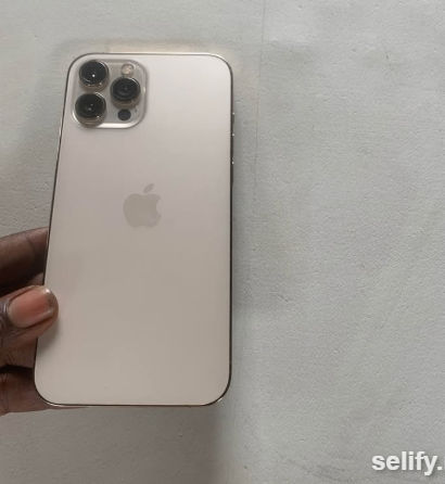 Used clean iPhone 12 Pro Max Gold colour