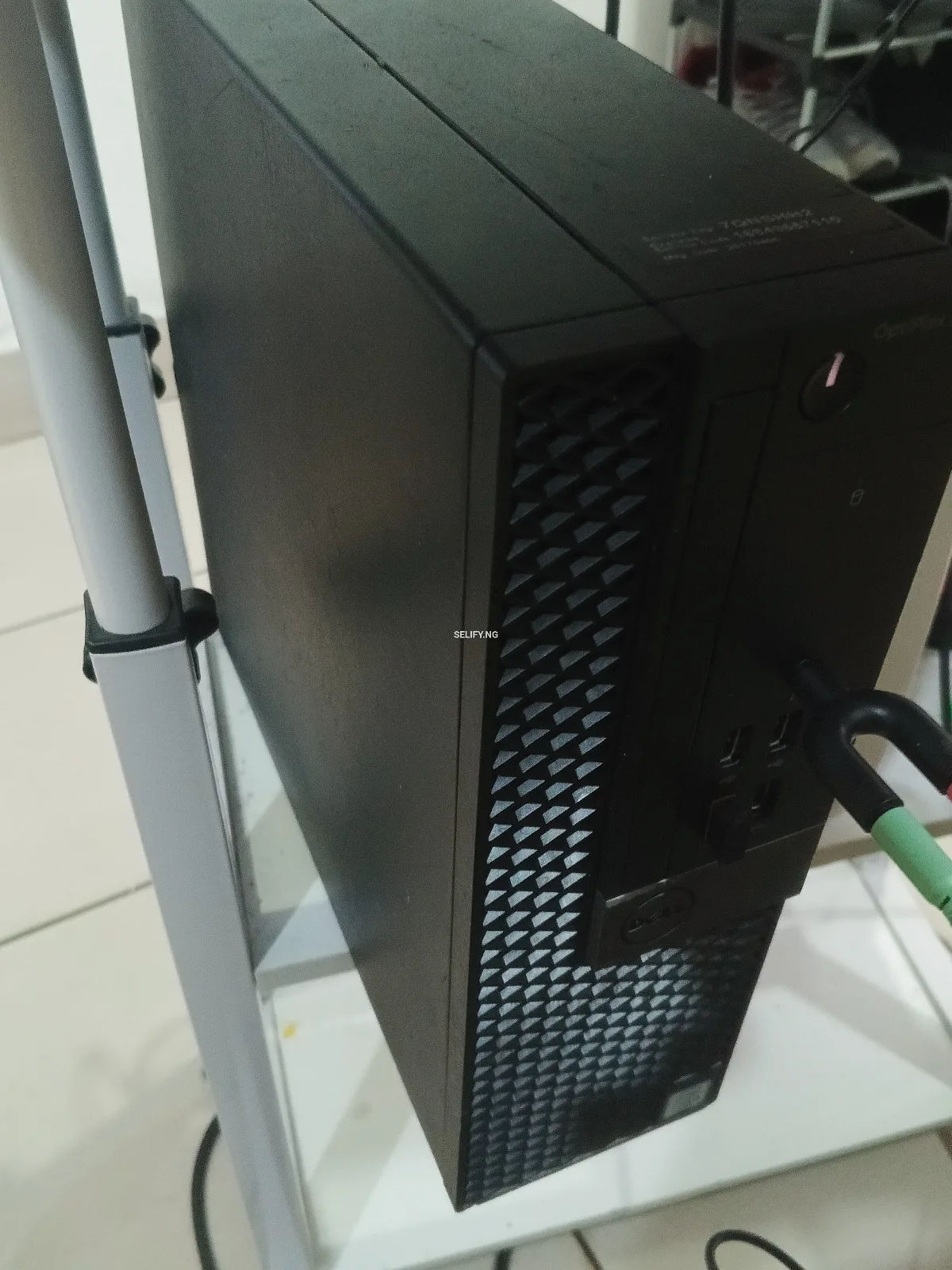 HP 3050 Gaming PC – Complete Setup with Monitor, Keyboard & Mouse thumbnail 3
