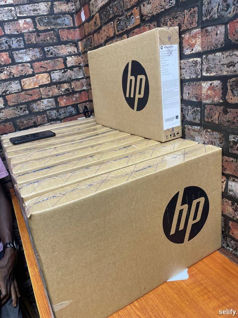 HP EliteBook G5 Laptop – London Used, Original Charger thumbnail 2