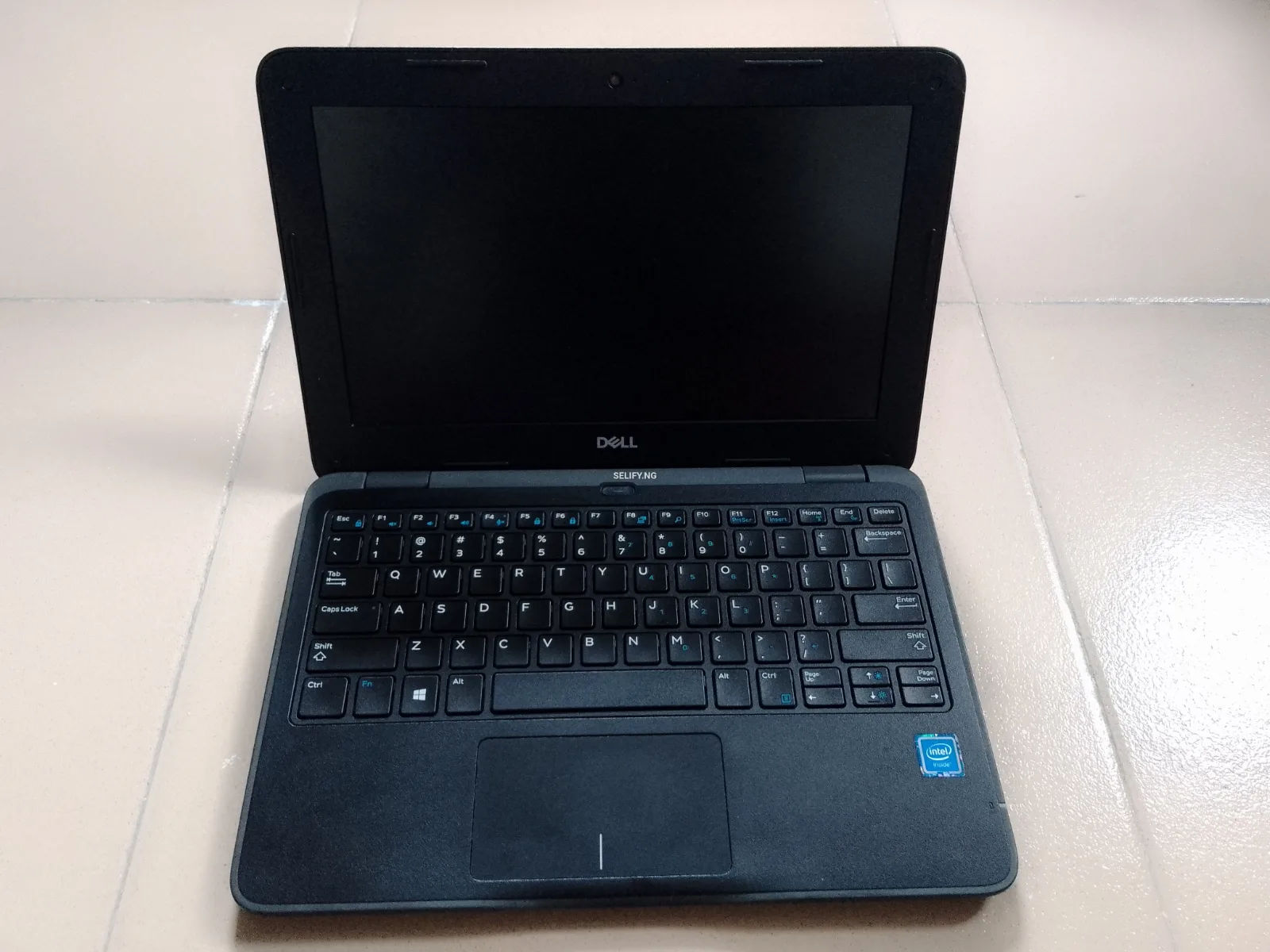 Dell Latitude 3190 thumbnail 5