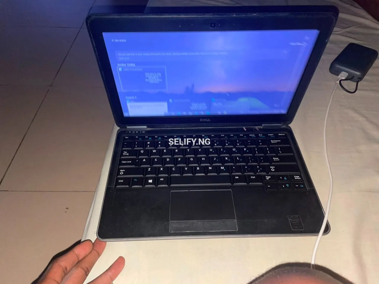 Dell Latitude E7240 thumbnail 2