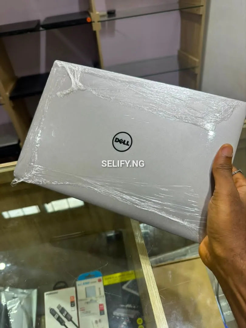 Dell XPS 13 9360  thumbnail 3