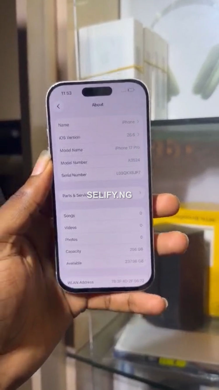 London Used iPhone 17 Pro 256GB Dual SIM – Original Charger thumbnail 5