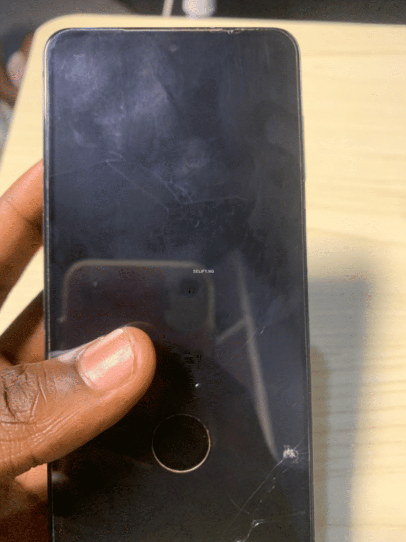 Galaxy S21  thumbnail 2