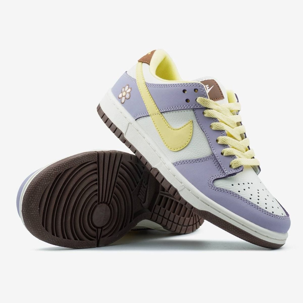 Nike Dunk Low Premium