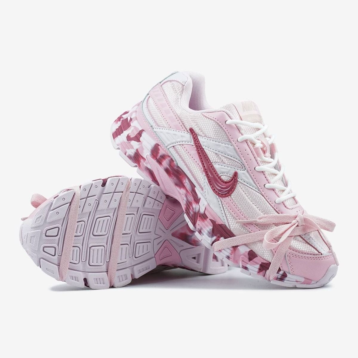 Nike Initiator Custom