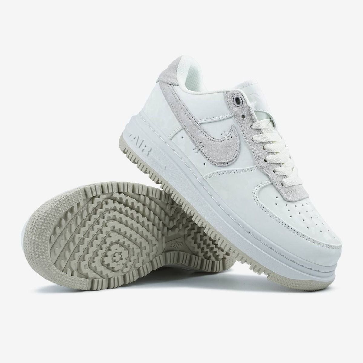 Nike Air Force 1 Low Luxe