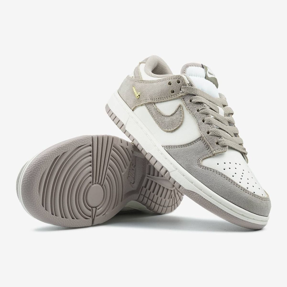 Nike SB Dunk Low