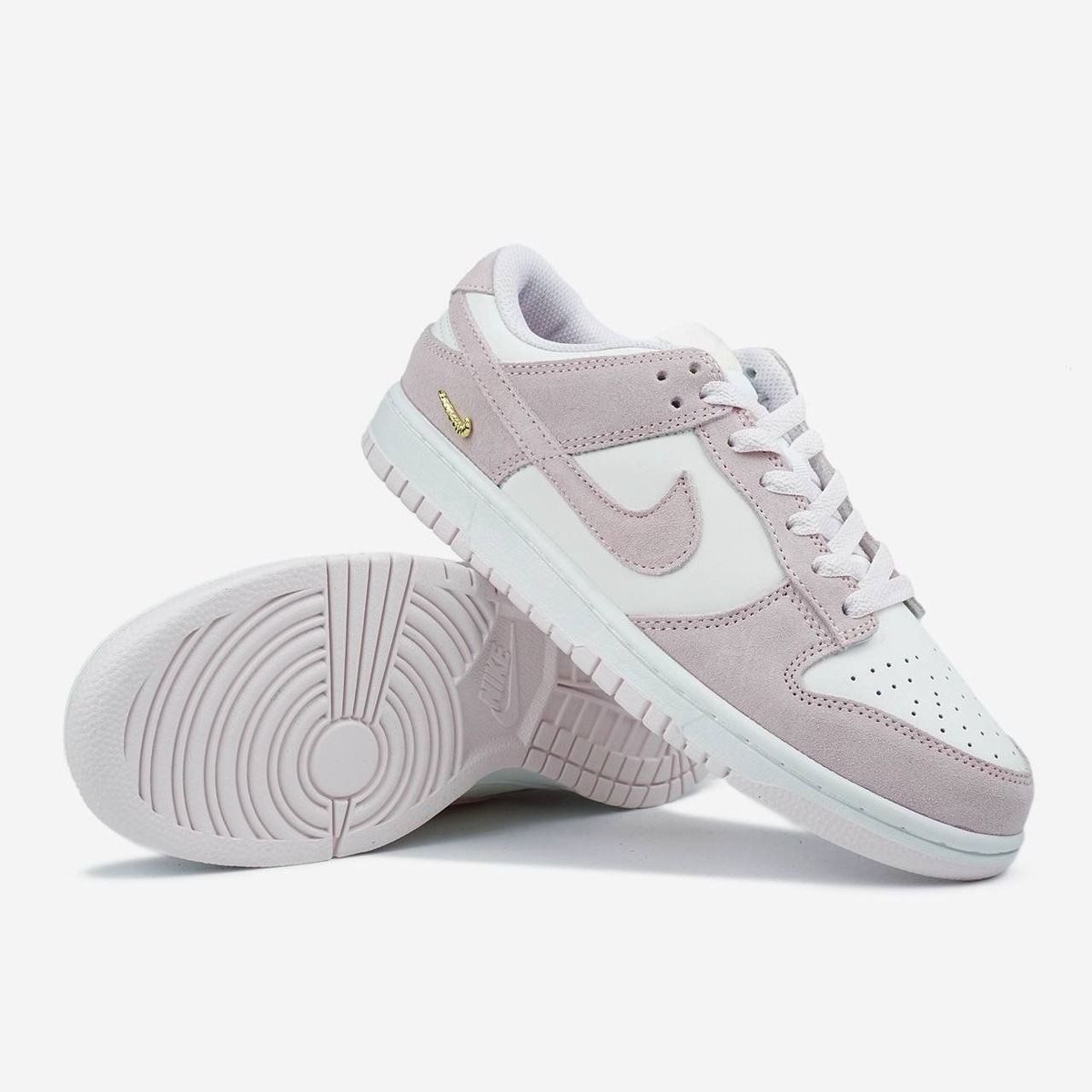 Nike SB Dunk Low