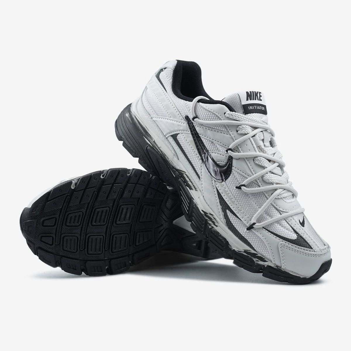 Nike Initiator Custom Laces