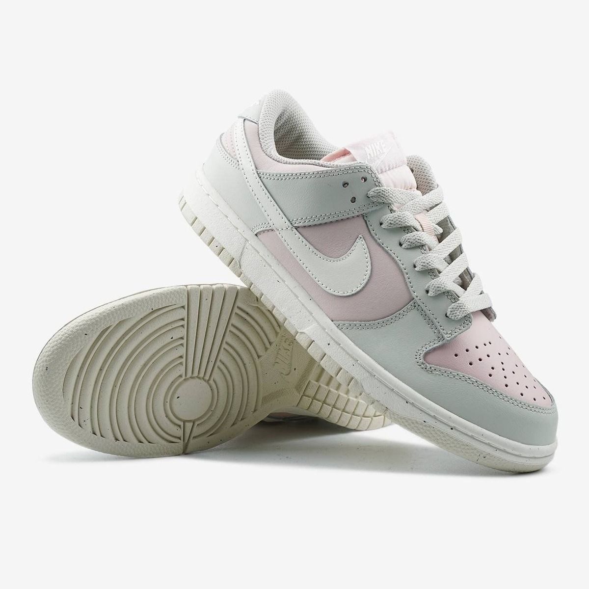 Nike SB Dunk Low