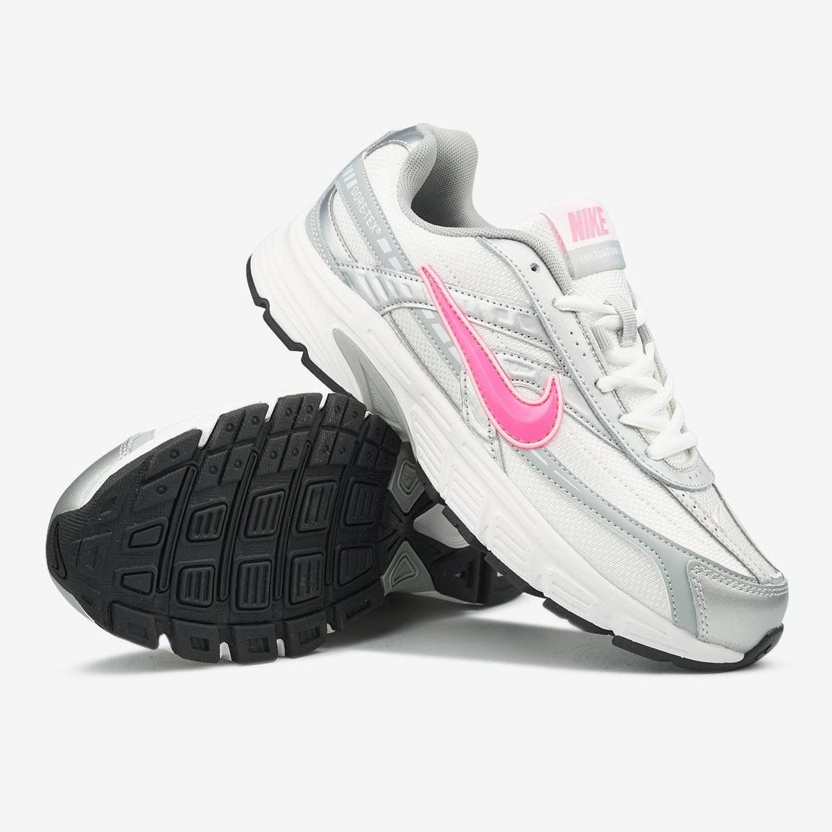 Nike Initiator