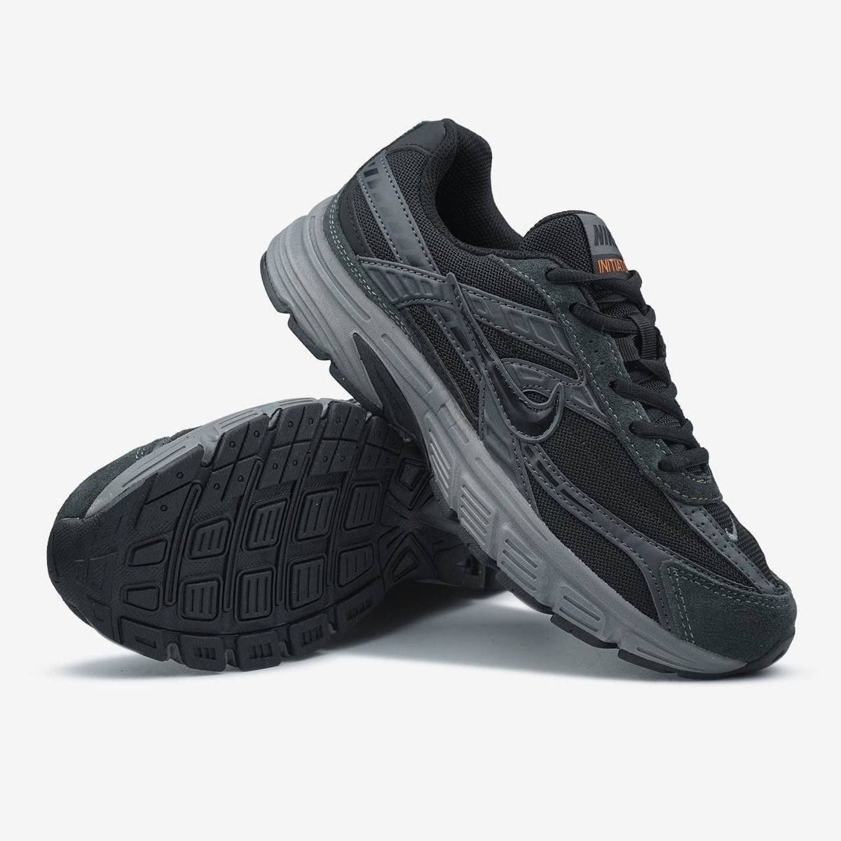 Nike Initiator