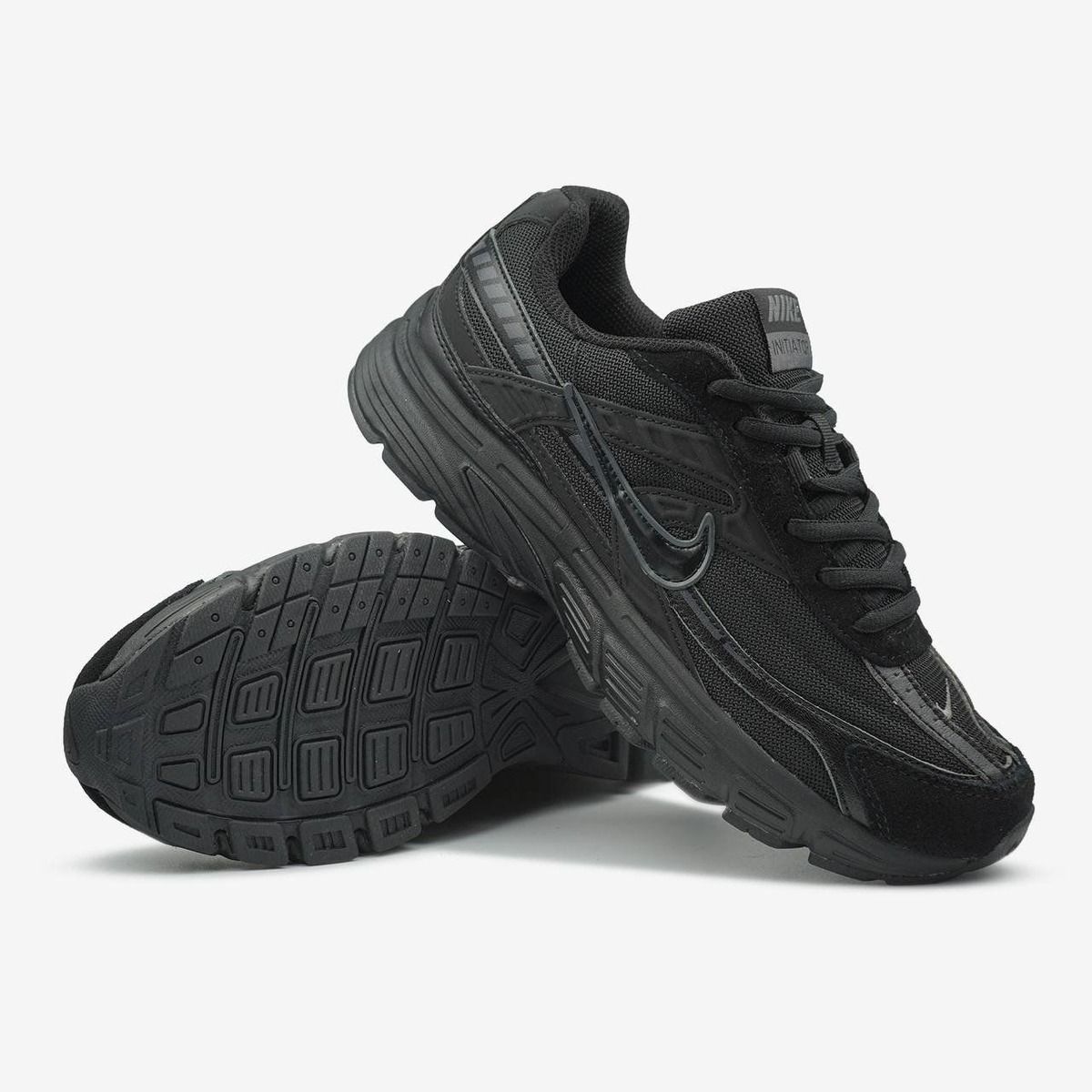 Nike Initiator