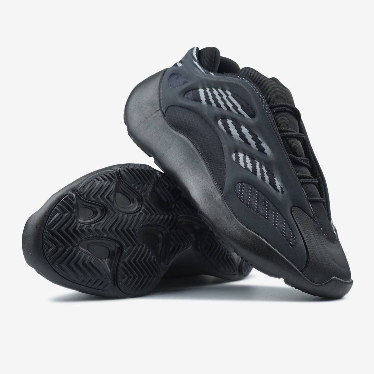 Adidas Yeezy Boost 700 V3