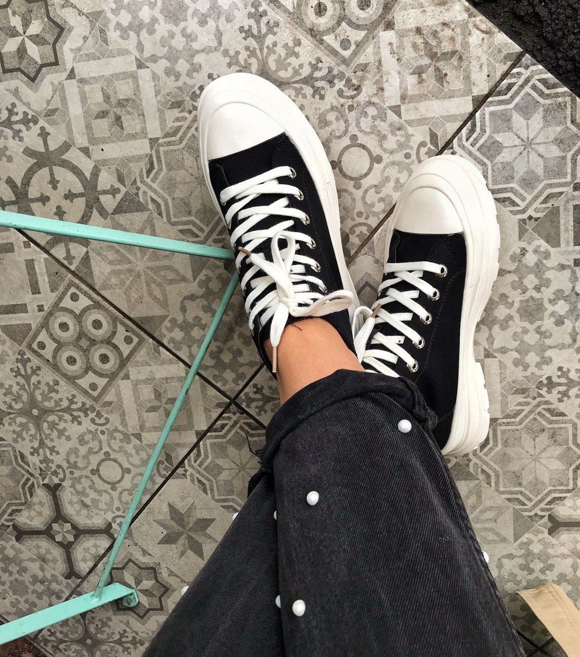 No brand Black/White
