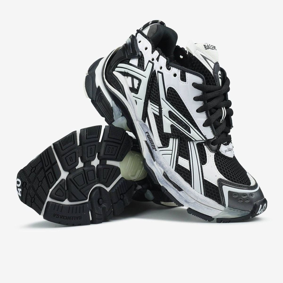 Balenciaga Runner